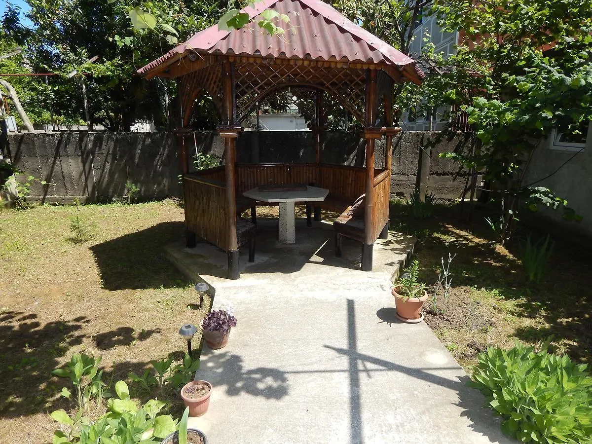 Guest House On Angisa Batoemi