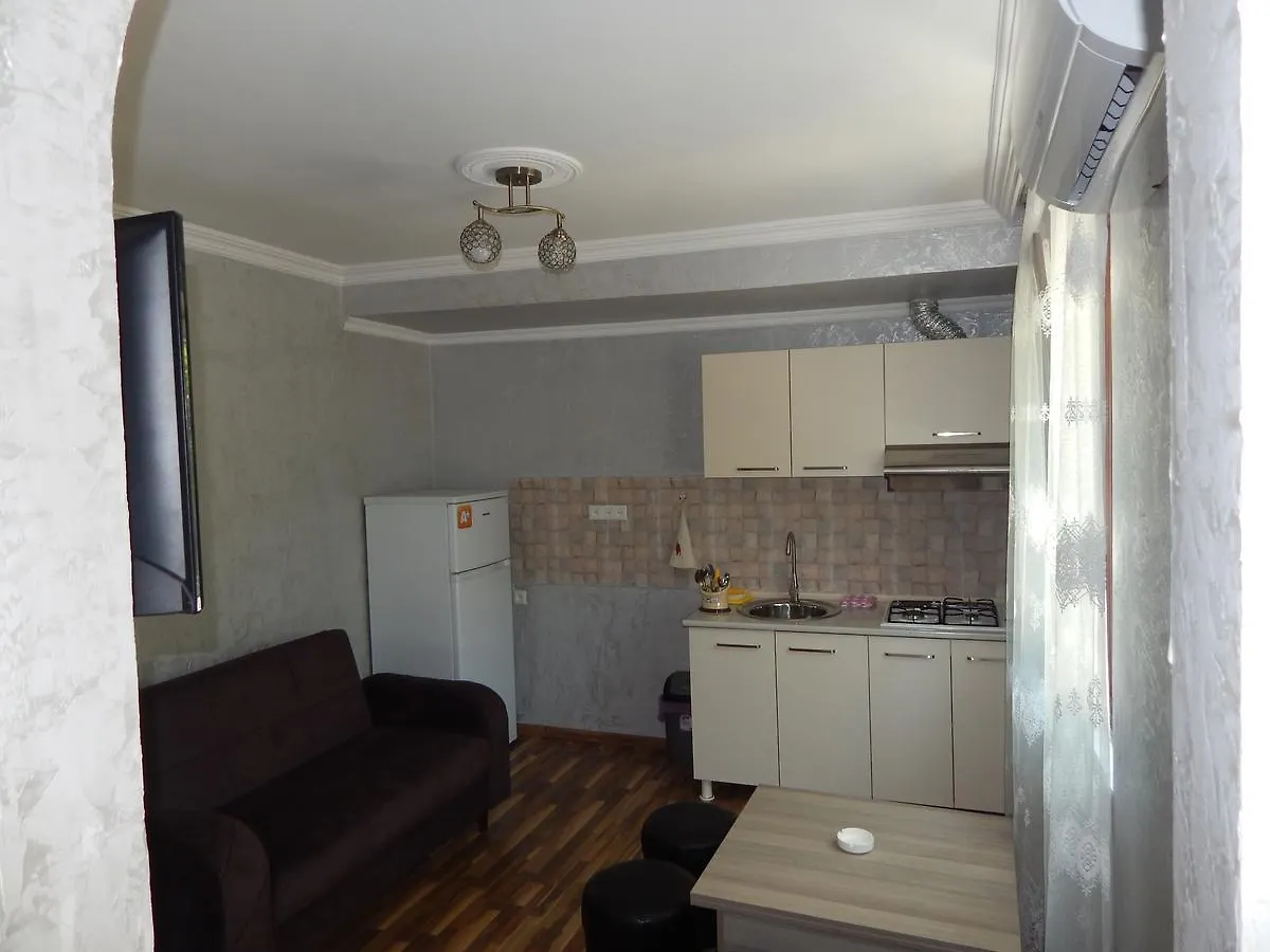 Guest House On Angisa Batoemi